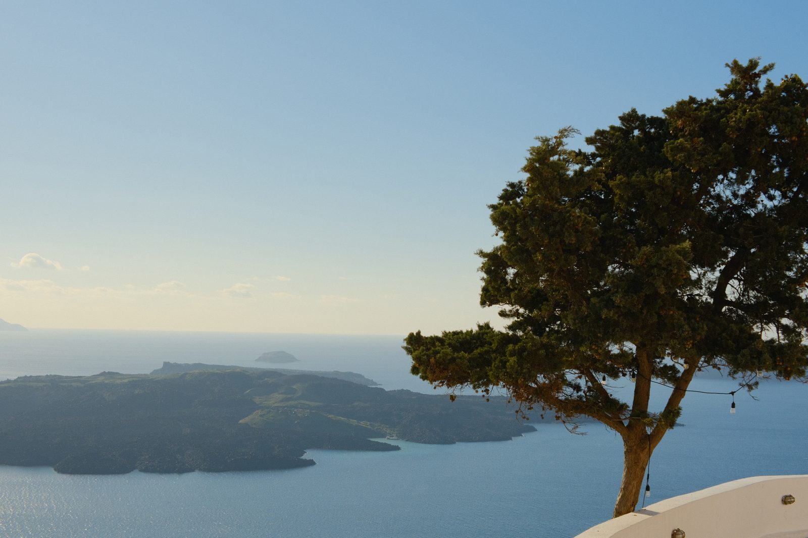 Fira on the rim of the Santorini caldera